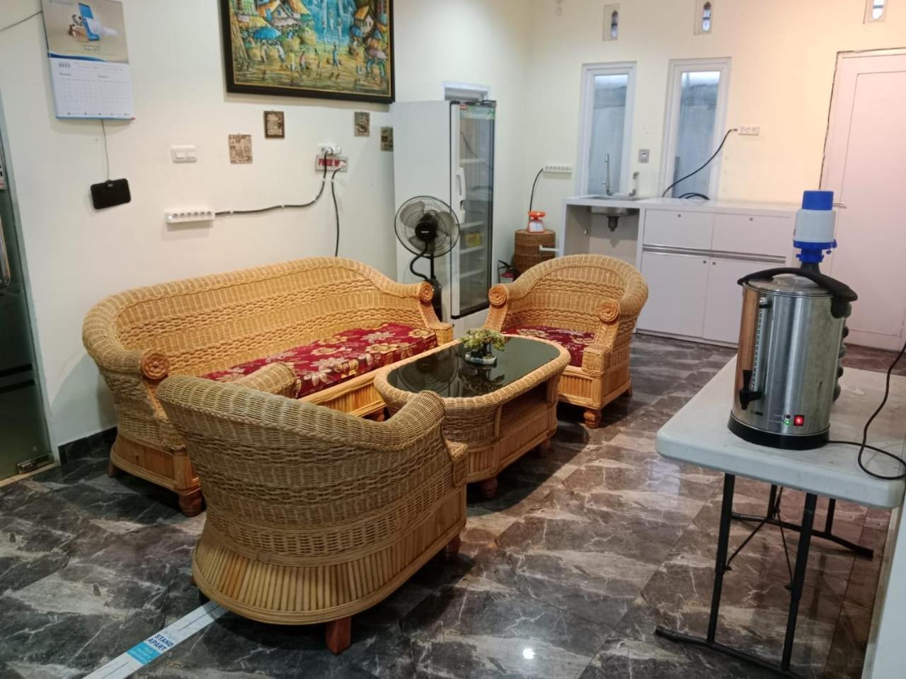 Macan Kumbang Residence Palembang Extérieur photo