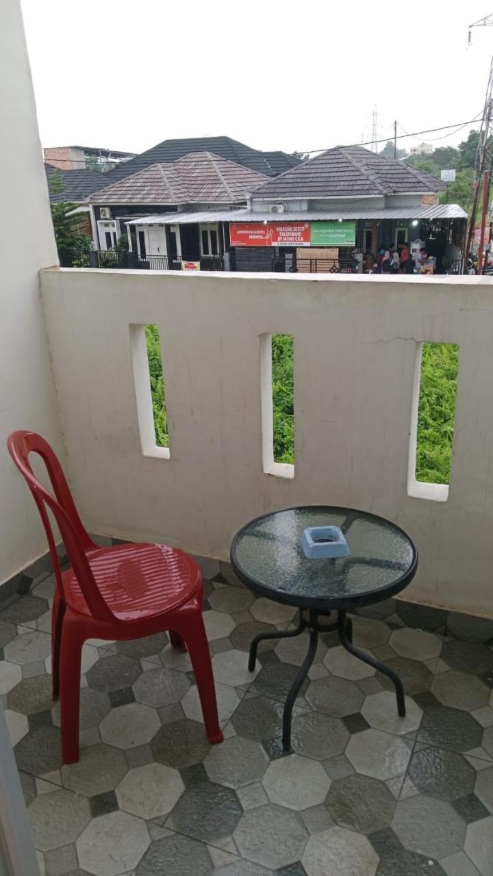 Macan Kumbang Residence Palembang Extérieur photo